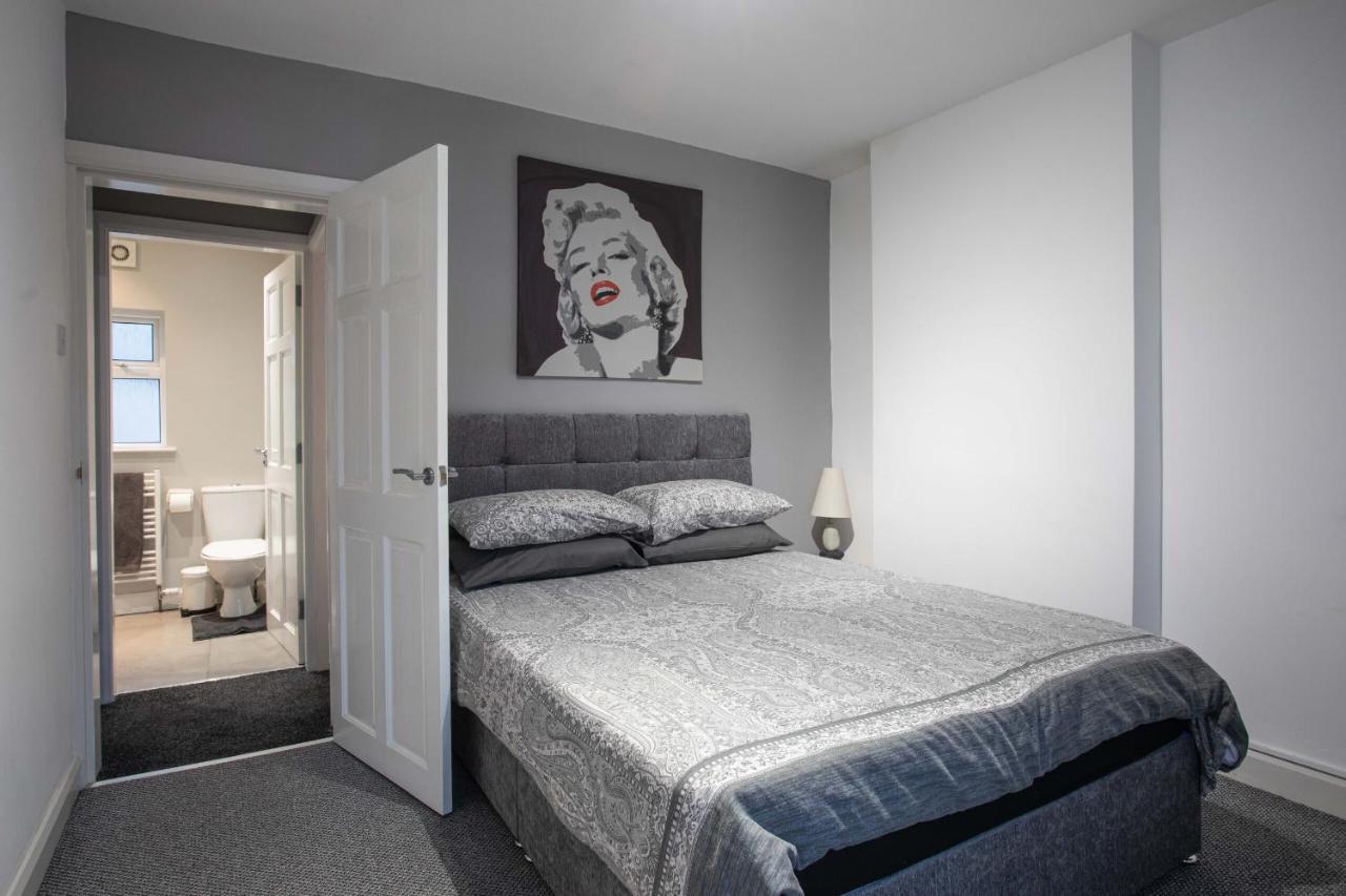 Refurbished Home, 8 Mins To Cc Belfast Exteriör bild