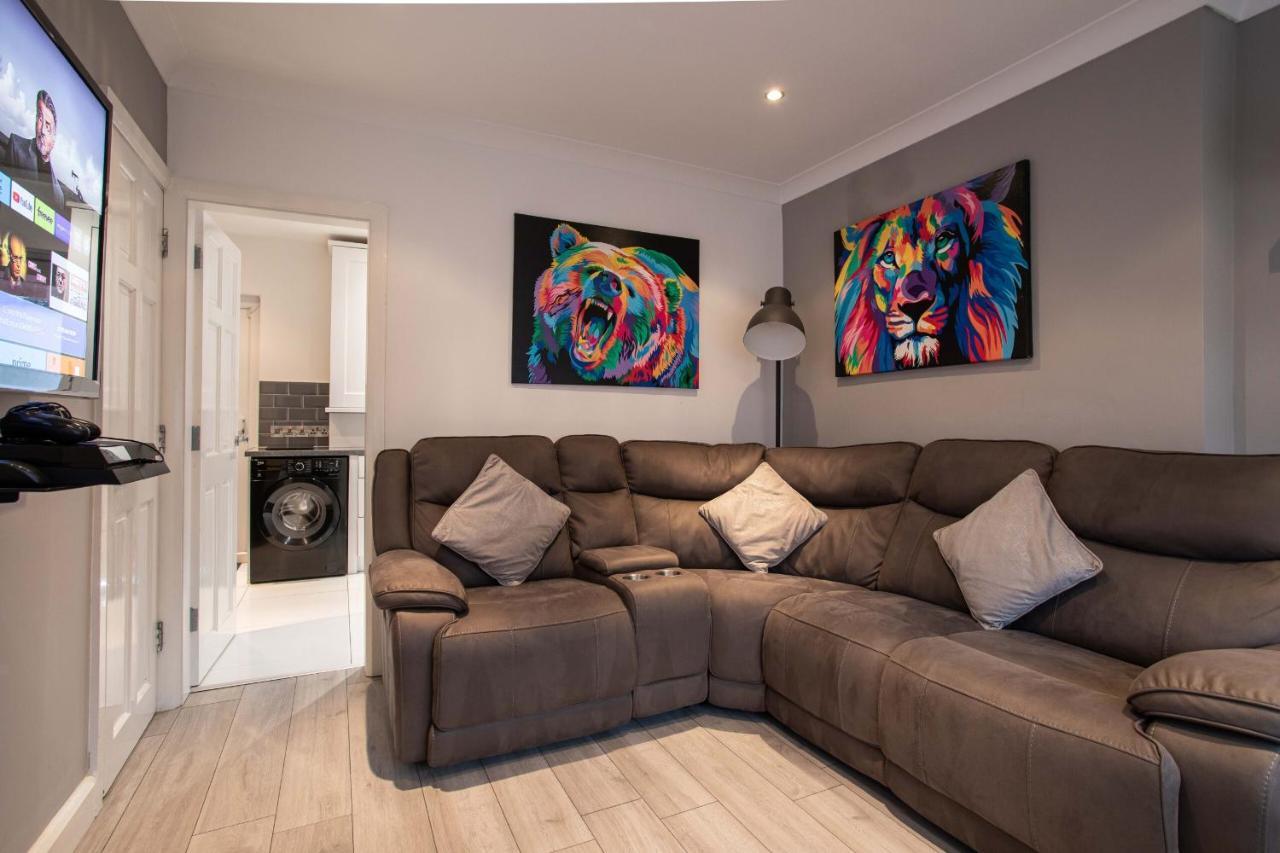 Refurbished Home, 8 Mins To Cc Belfast Exteriör bild